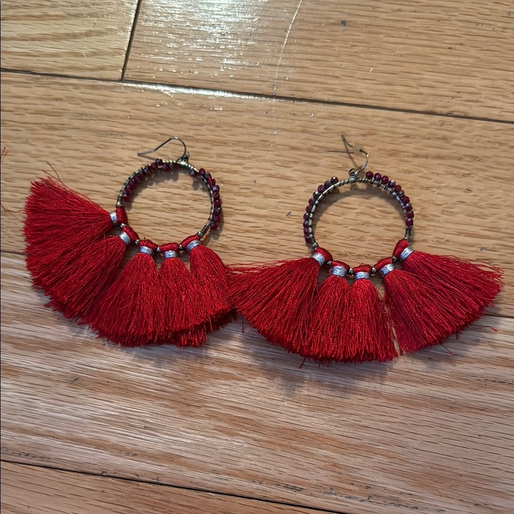 Express Red Tassel Fan Earrings